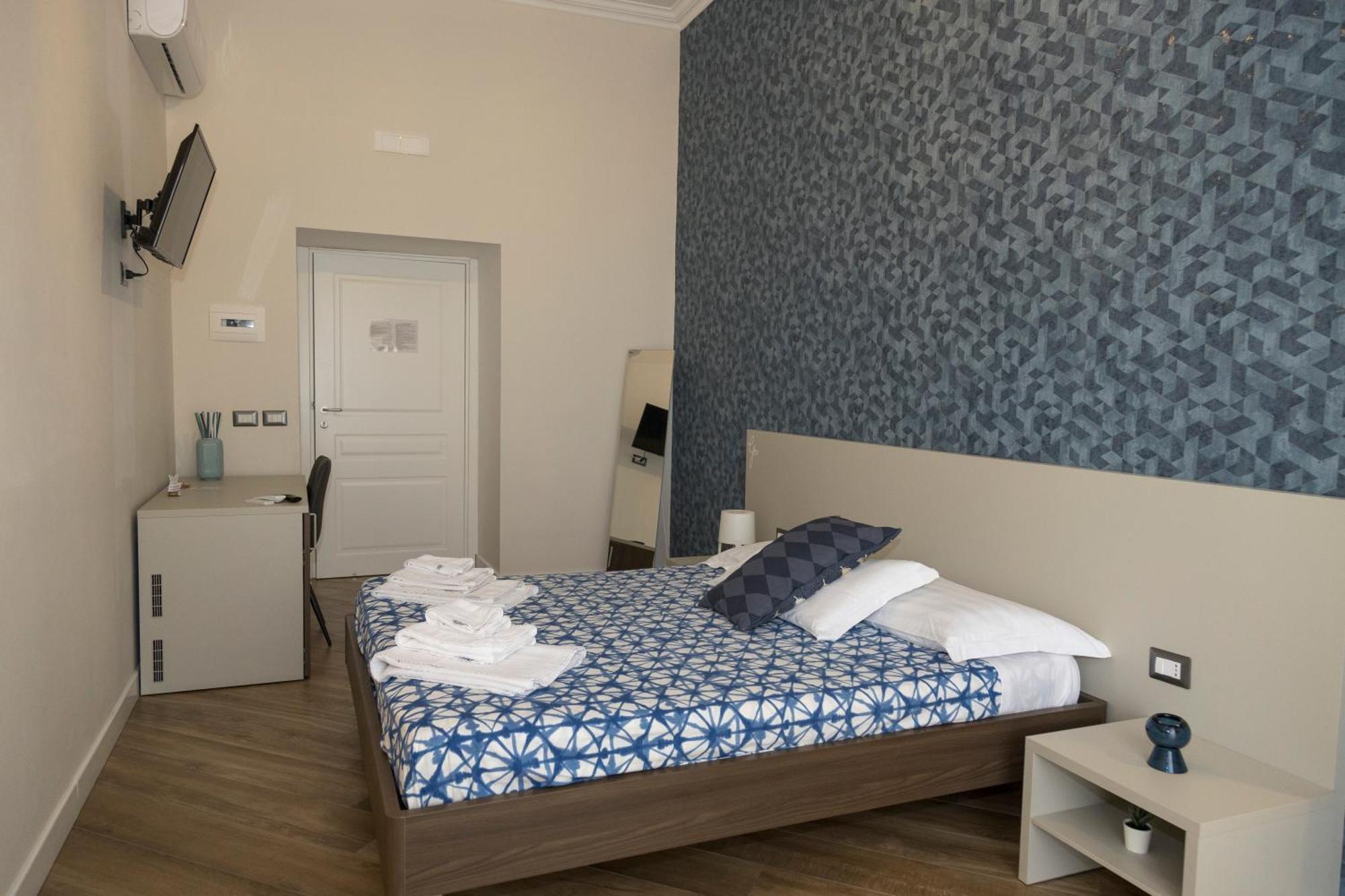 Rooms Garibaldi Neapel Exterior foto