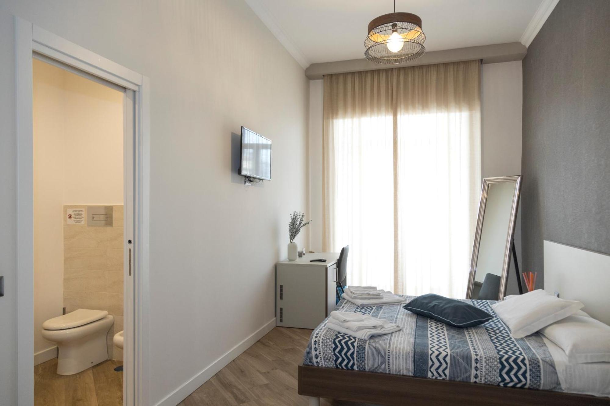 Rooms Garibaldi Neapel Exterior foto